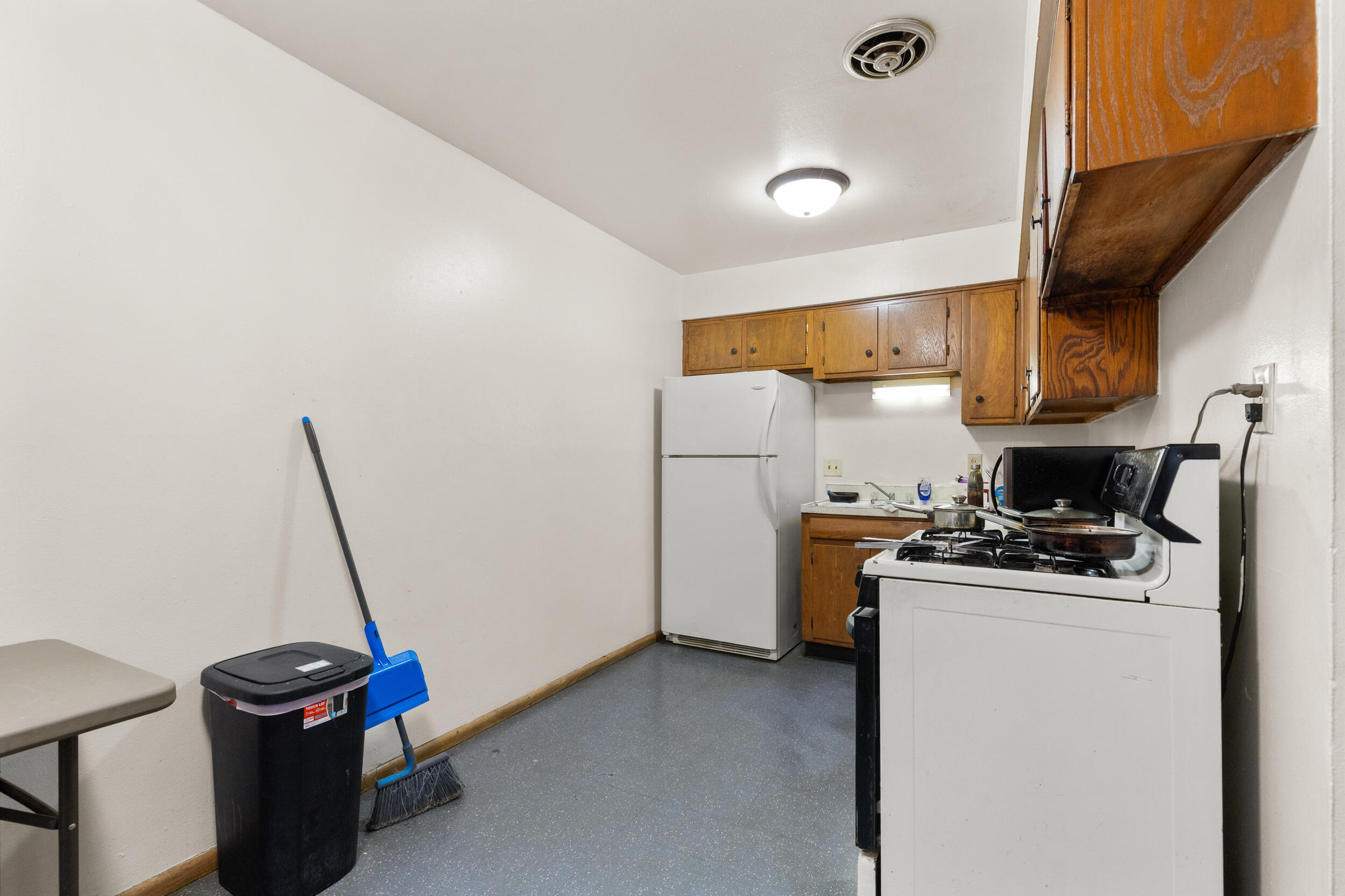 6181 North 84th Street Milwaukee, WI 53225 - Photo 47 of 54 38_photo jan 15 2026, 3 10 39 am (1)