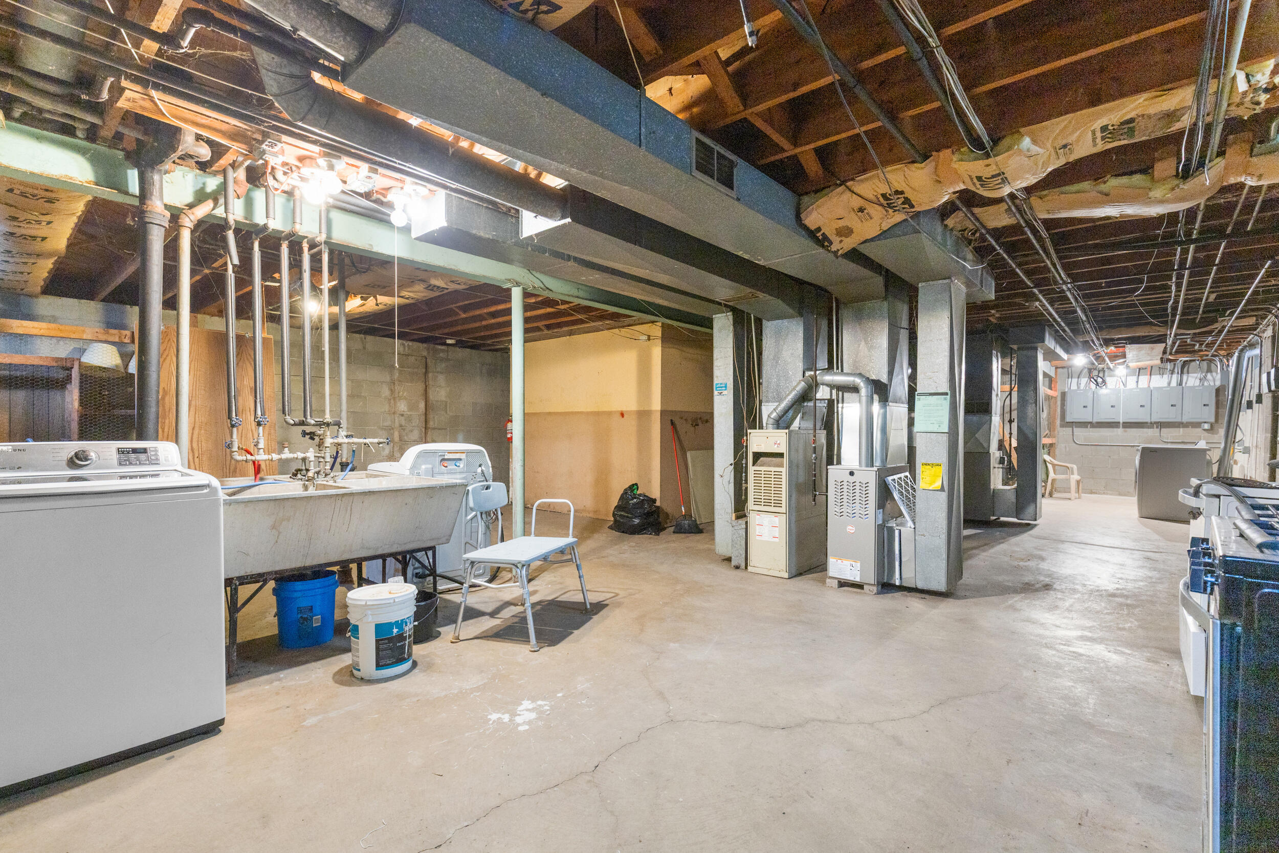 6181 North 84th Street Milwaukee, WI 53225 - Photo 52 of 54 44_photo jan 15 2026, 3 16 03 am