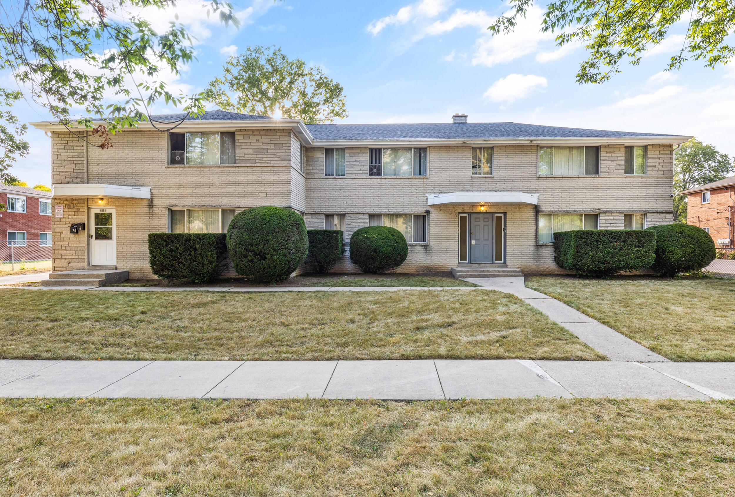 6181 North 84th Street Milwaukee, WI 53225 - Photo 9 of 54 1_img_8958