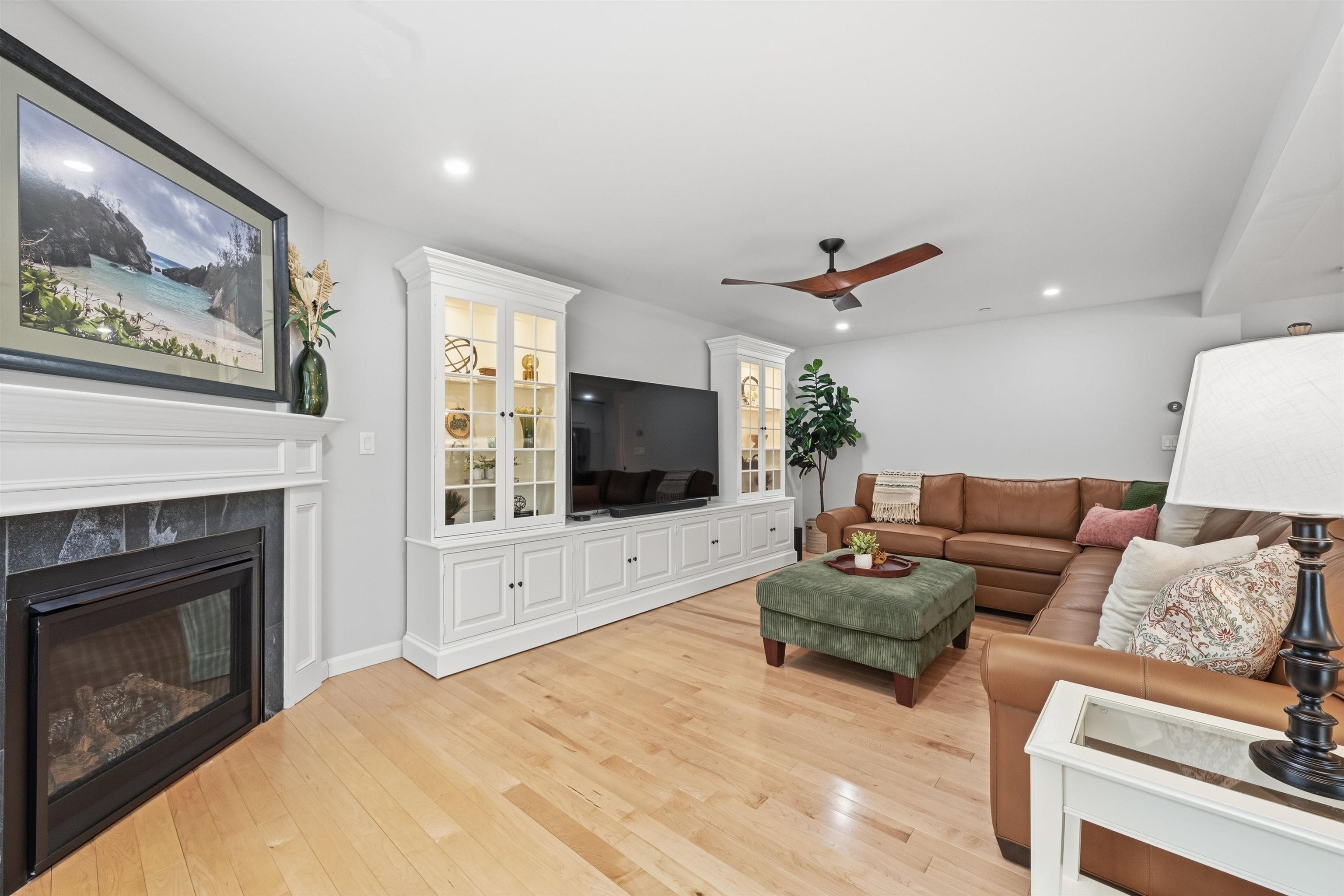 237 Woodview Way Manchester, NH 03102 - Photo 16 of 49 Gallery Image 16