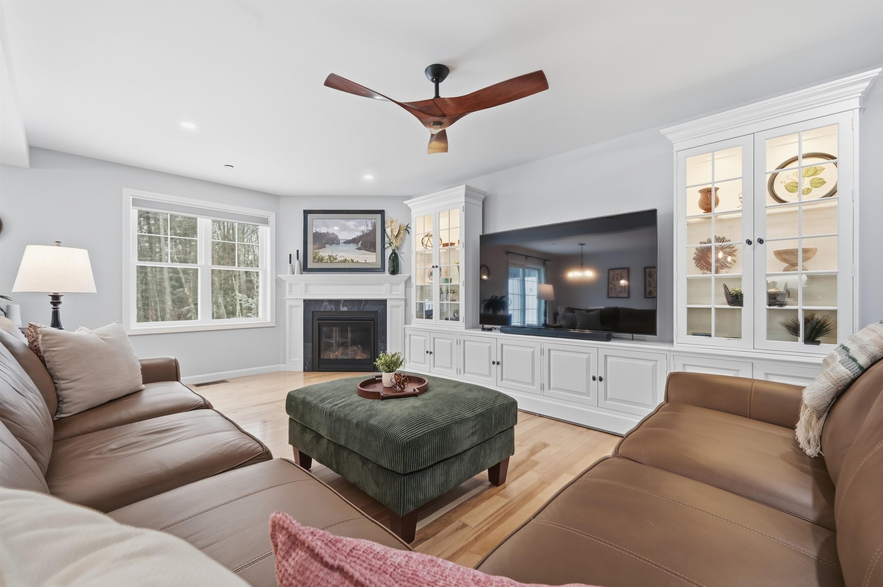 237 Woodview Way Manchester, NH 03102 - Photo 17 of 49 Gallery Image 17