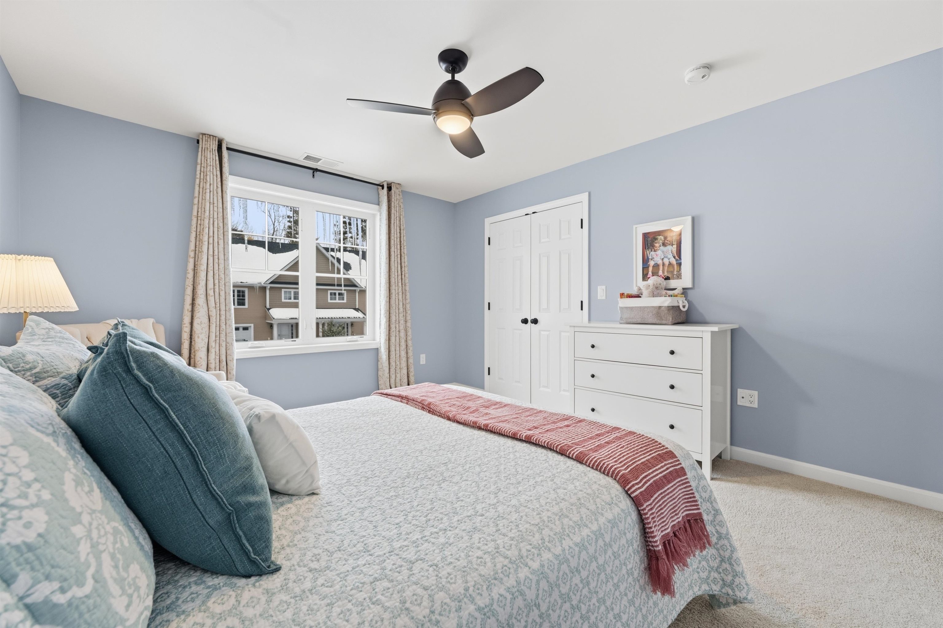 237 Woodview Way Manchester, NH 03102 - Photo 33 of 49 Gallery Image 33