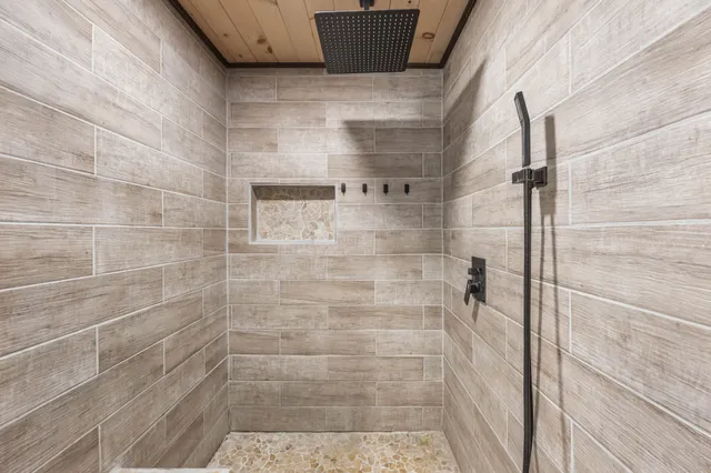 $672,000 | 326 Hargis Road, Bumpus Mills, TN 37028