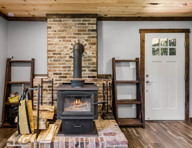 $672,000 | 326 Hargis Road, Bumpus Mills, TN 37028