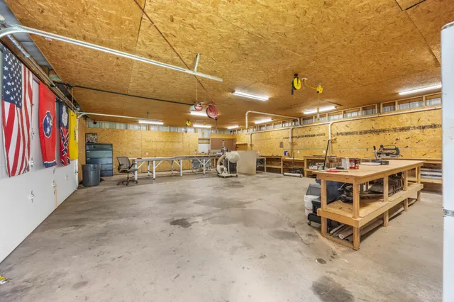 $672,000 | 326 Hargis Road, Bumpus Mills, TN 37028