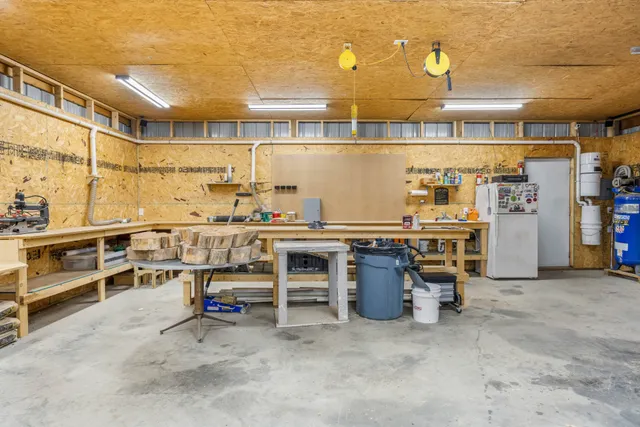 $672,000 | 326 Hargis Road, Bumpus Mills, TN 37028