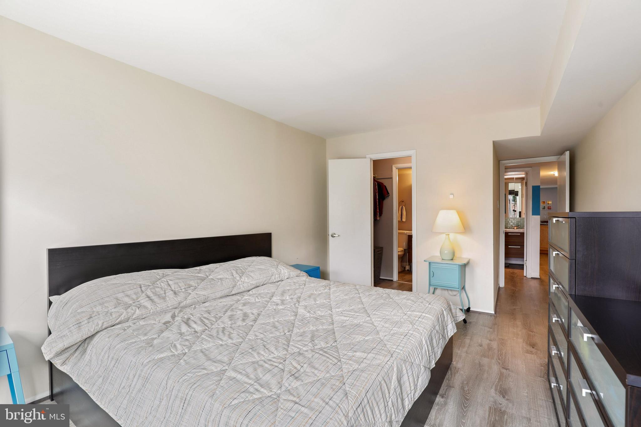 5020 7th Road South, Unit 301 Arlington, VA 22204 - Photo 9 of 16