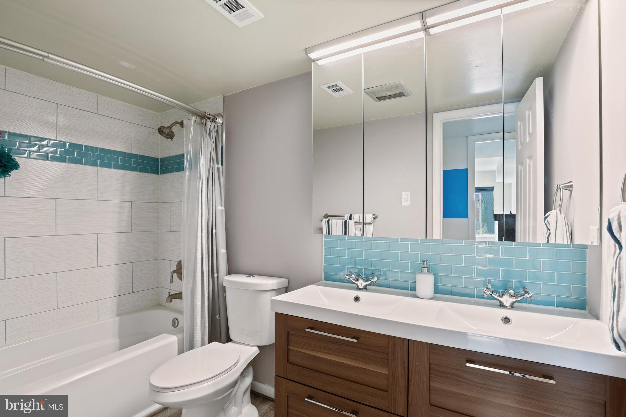 5020 7th Road South, Unit 301 Arlington, VA 22204 - Photo 10 of 16