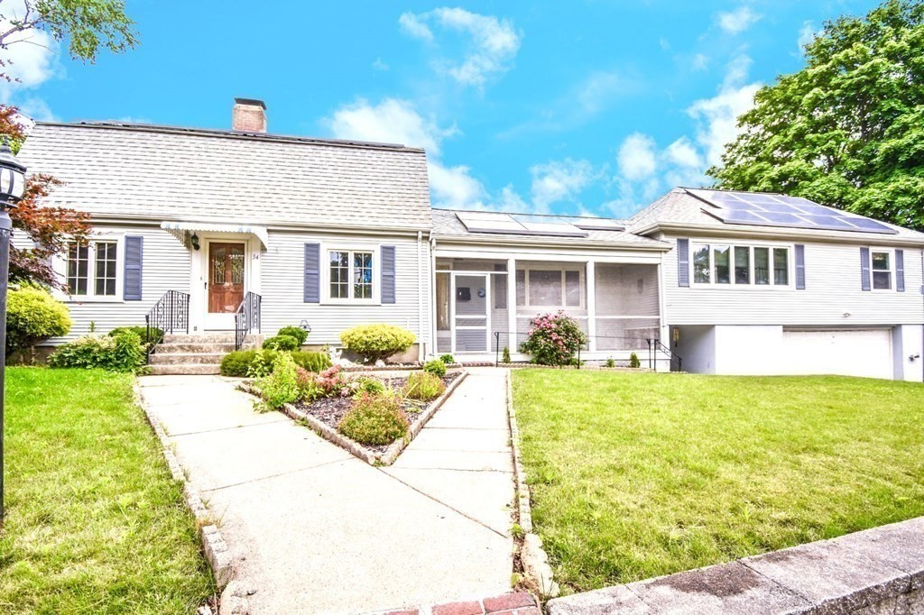 34 Farnum Road Waltham, MA 02453 - Photo 2 of 29 a front view of a house with garden