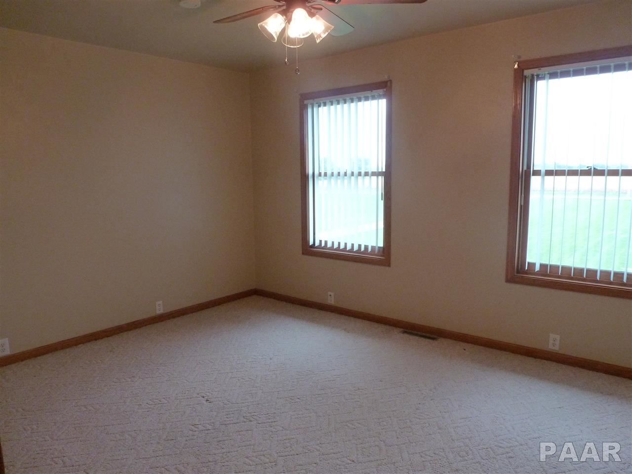 10406 West Riekena Road Mapleton, IL 61547 - Photo 11 of 13