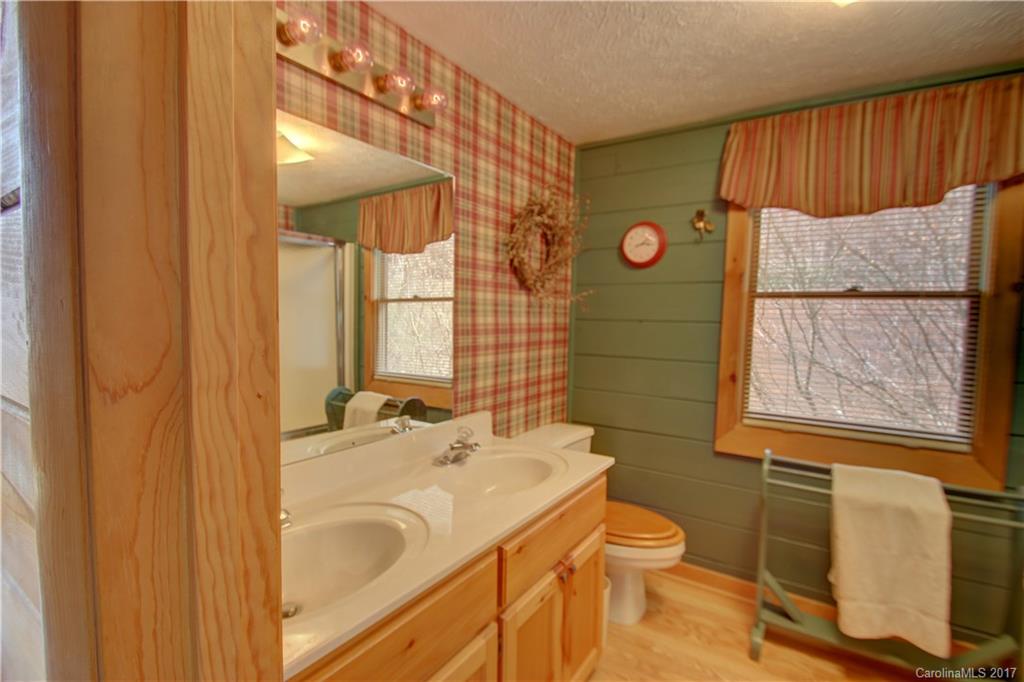 52 Sunrise Ridge Maggie Valley, NC 28751 - Photo 15 of 23 Gallery Image 15