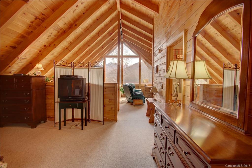 52 Sunrise Ridge Maggie Valley, NC 28751 - Photo 16 of 23 Gallery Image 16