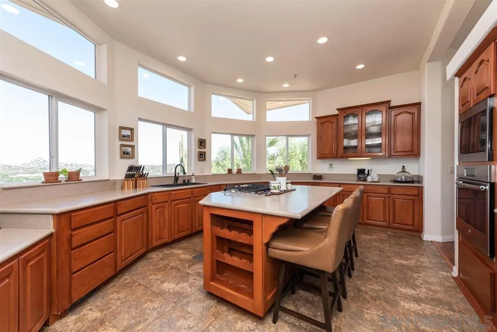 12610 Wildcat Canyon Road Lakeside, CA 92040 - Photo 5 of 27 Gallery Image 5