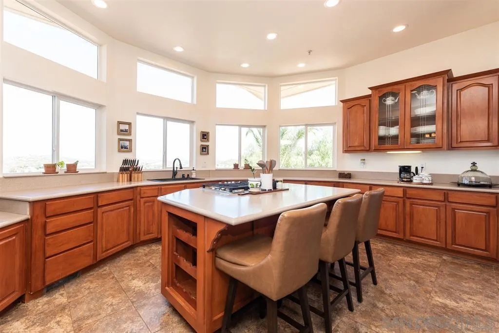 12610 Wildcat Canyon Road Lakeside, CA 92040 - Photo 8 of 27 Gallery Image 8