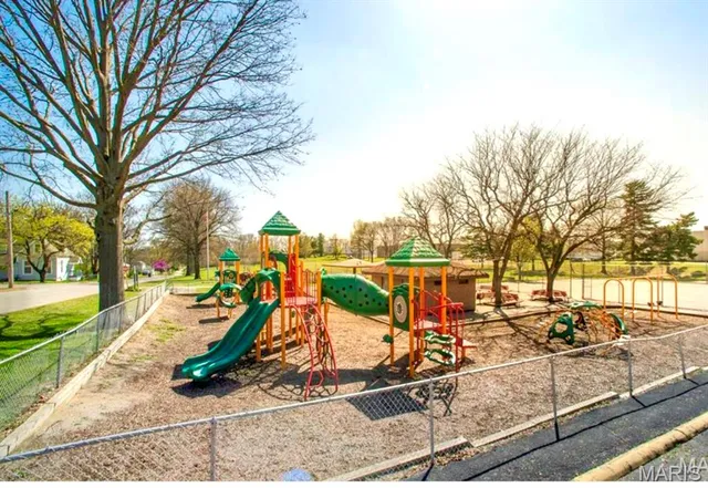 $159,500 | 8341 Jefferson Avenue, St. Louis, MO 63114