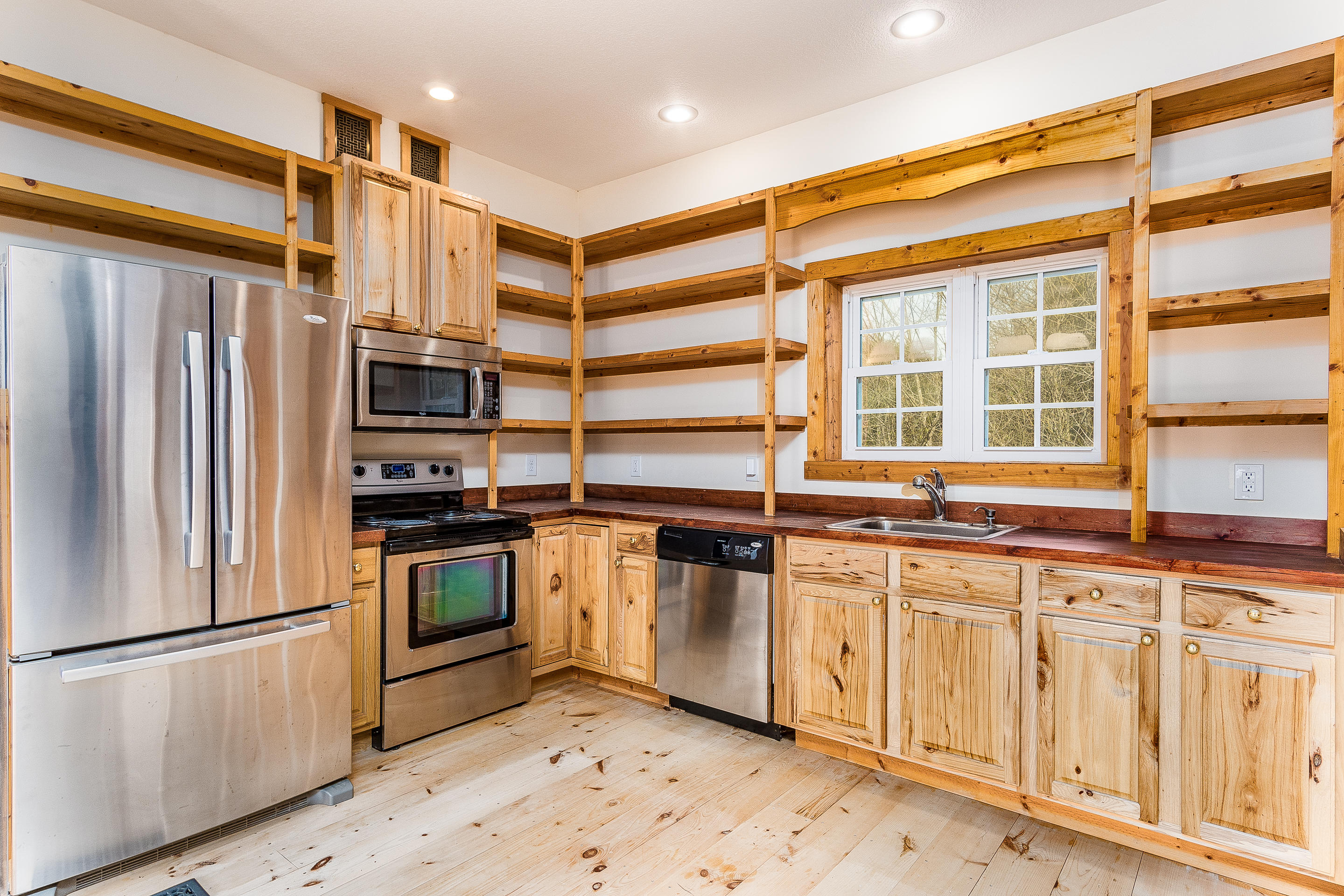 448 Garland Branch Road Watauga, TN 37694 - Photo 8 of 34 10