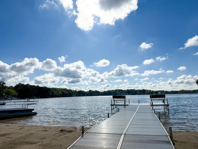 $239,900 | 32286 Center Street, Dowagiac, MI 49047