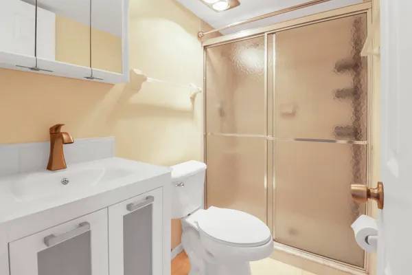 $1,750 | 12016 Greenway Circle South, Unit 204, Royal Palm Beach, FL 33411