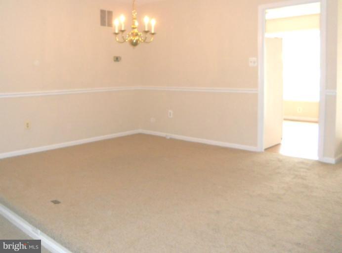 3034 Choctaw Ridge Court Woodbridge, VA 22192 - Photo 14 of 18 a view of a small space