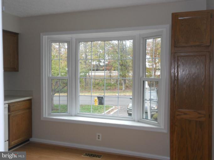 3034 Choctaw Ridge Court Woodbridge, VA 22192 - Photo 15 of 18 a view of a room that has a window in it