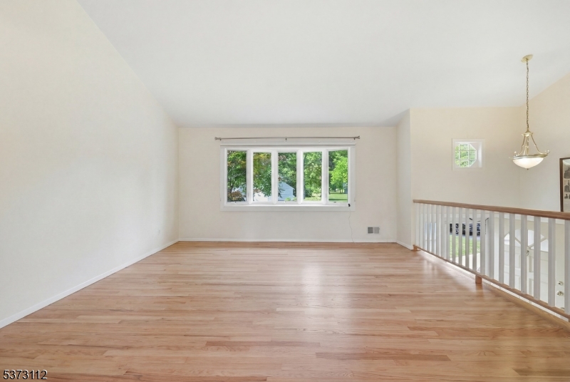 14 Hayward Street Bridgewater, NJ 08805 - Photo 7 of 28