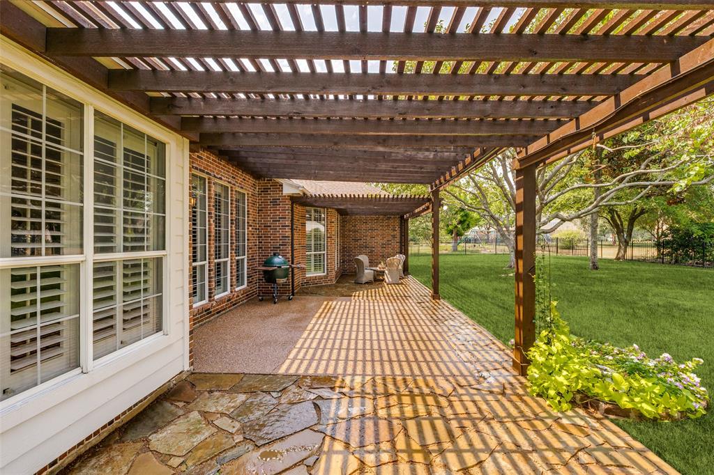 5809 Rathbone Drive Parker, TX 75002 - Photo 26 of 36 a view of a backyard with sitting area