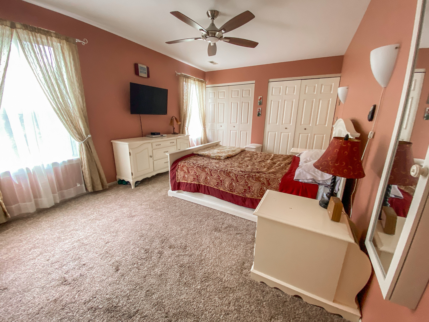 233 Dickens Trail Elgin, IL 60120 - Photo 13 of 18 a living room with furniture and a flat screen tv