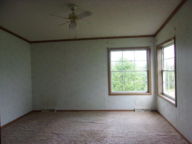 977 Center Ridge Road De Mossville, KY 41033 - Photo 10 of 17 Gallery Image 10