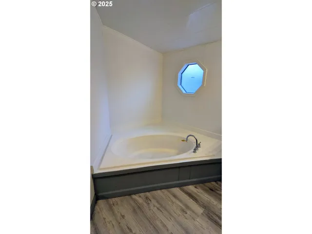 $84,900 | 2500 Northeast 201st Avenue, Unit 26, Fairview, OR 97024