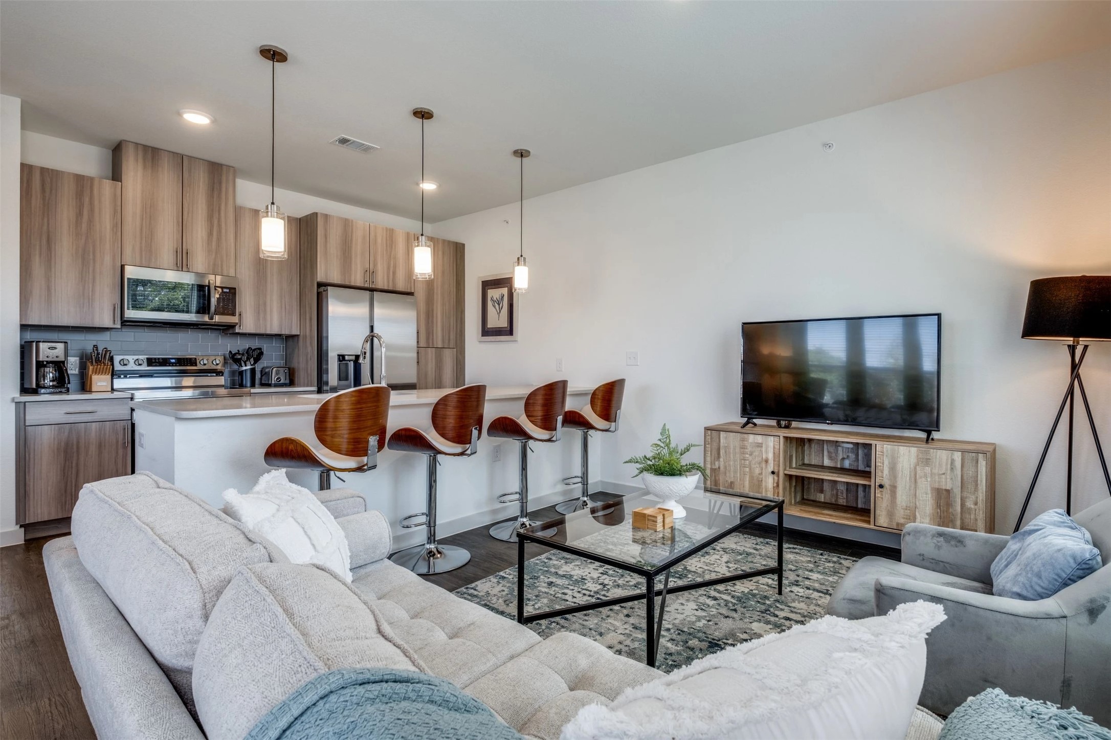 10030 Garland Road, Unit 1003 Dallas, TX 75218 - Photo 11 of 14 Big Discounts for BIG TOWNHOMES!!!
For a Limited Time SAVE BIG on select Townhomes starting at $1935 after the 2 MONTHS FREE special!