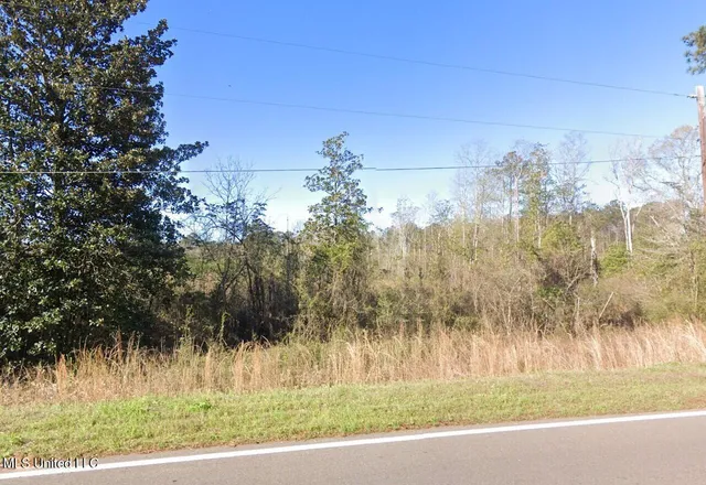 $117,900 | 4 Myrick Avenue, Lumberton, MS 39455