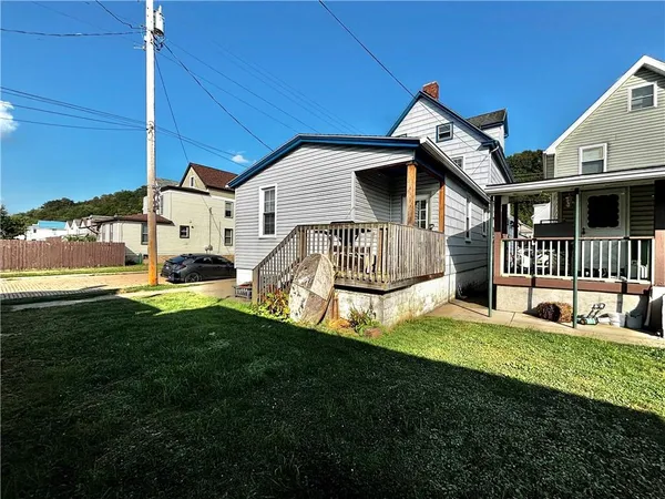 $89,900 | 1239 6th Avenue, Ford City, PA 16226
