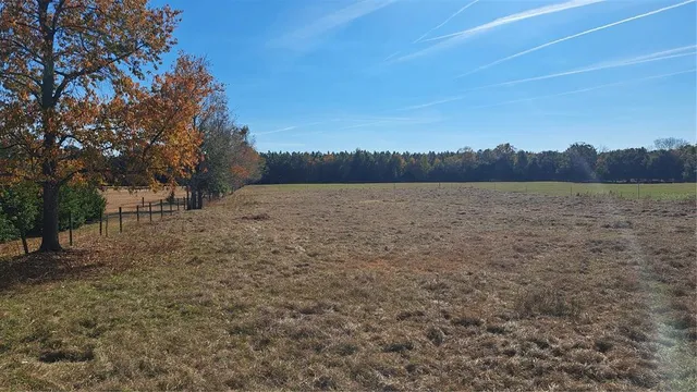 a view of an outdoor space and a yard