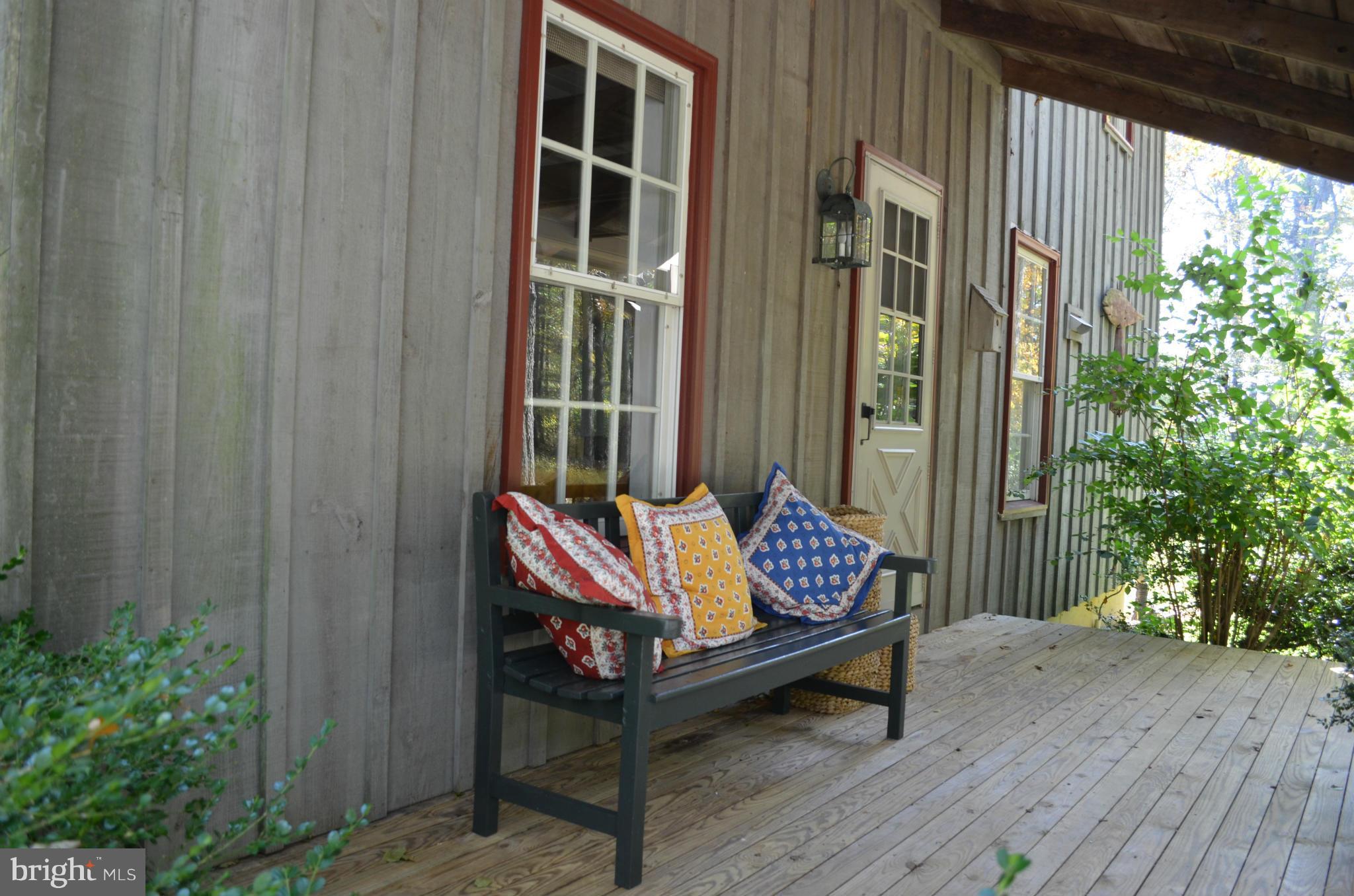 17638 Raven Rocks Road Round Hill, VA 20141 - Photo 12 of 28 Exterior (General)