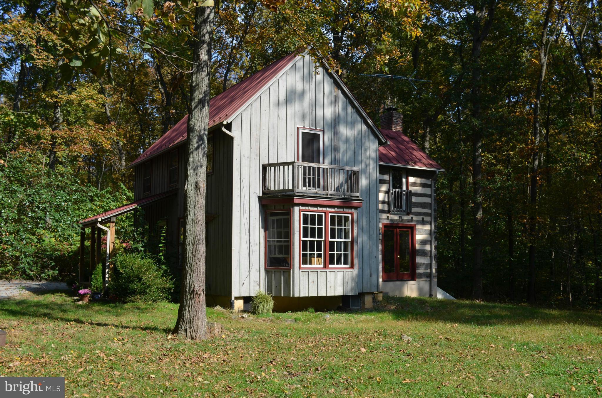 17638 Raven Rocks Road Round Hill, VA 20141 - Photo 13 of 28 Exterior (General)