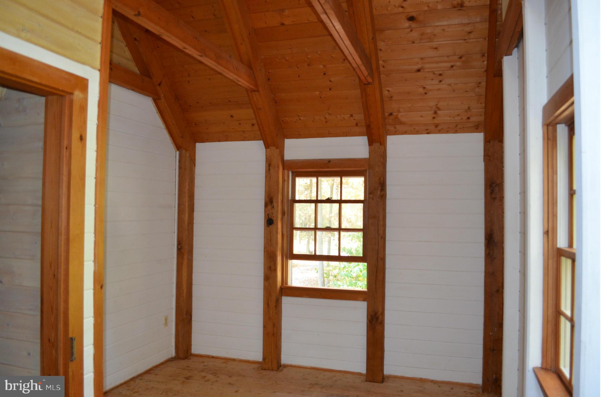17638 Raven Rocks Road Round Hill, VA 20141 - Photo 14 of 28 Bedroom