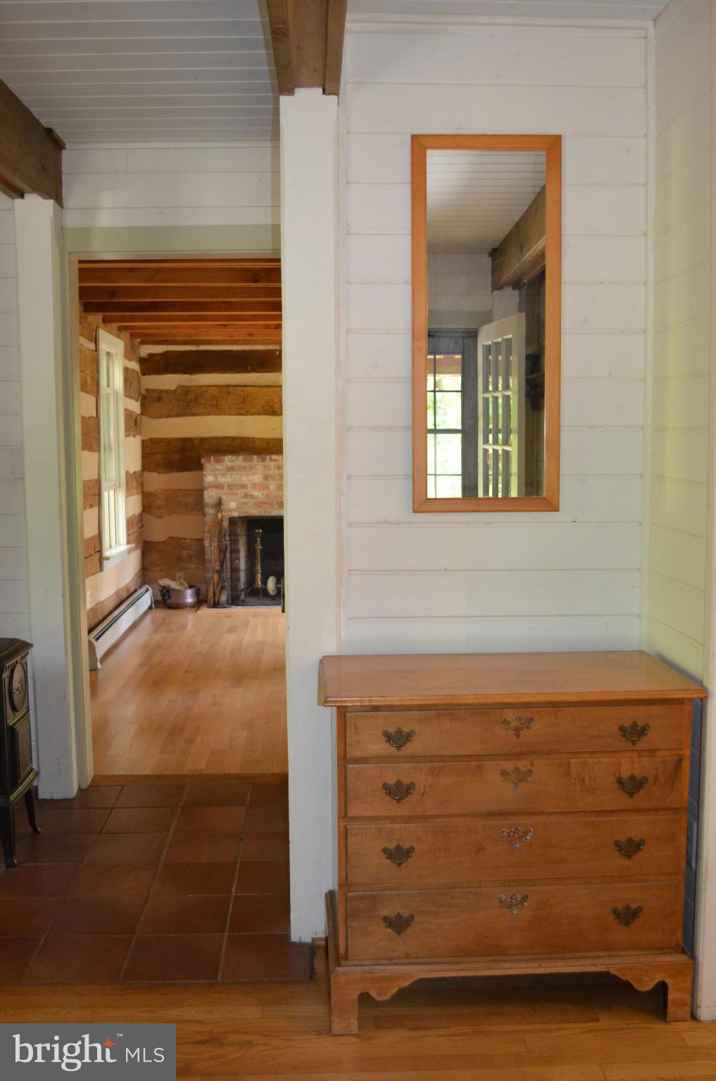 17638 Raven Rocks Road Round Hill, VA 20141 - Photo 5 of 28 Interior (General)