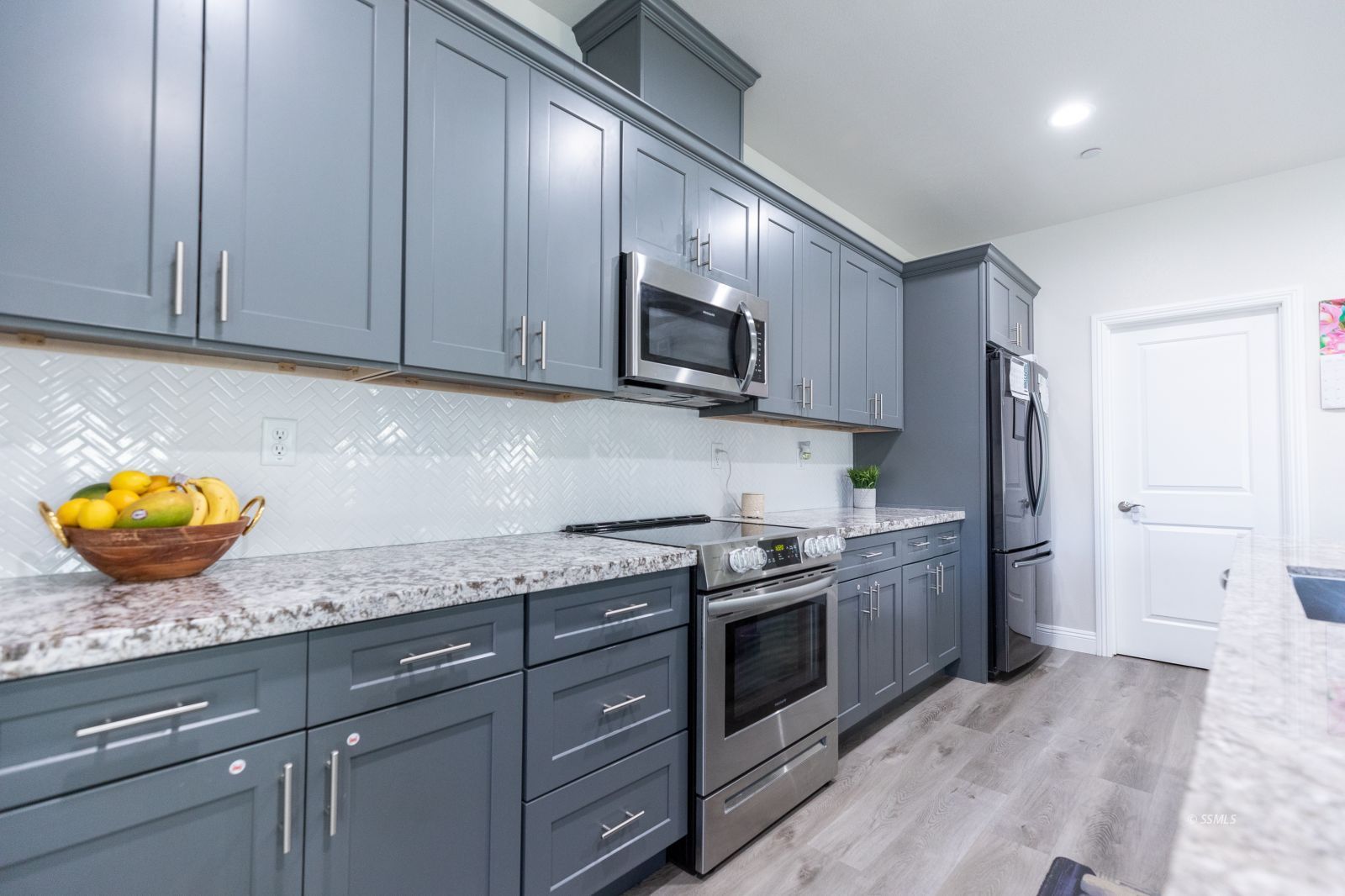 821 Paradise Drive Ridgecrest, CA 93555 - Photo 7 of 33