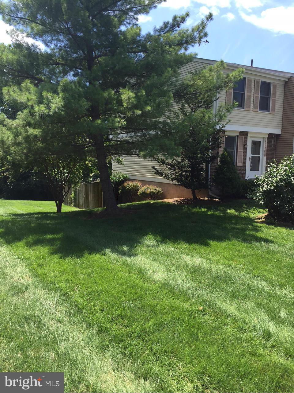 12500 Cross Ridge Way Germantown, MD 20874 - Photo 1 of 20 Exterior (Front)