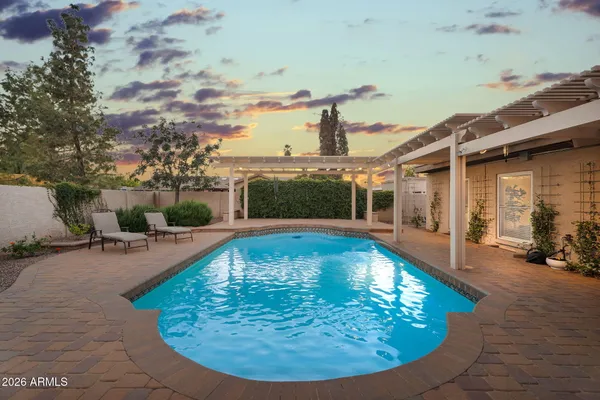 $934,000 | 2101 East Vaughn Street, Tempe, AZ 85283