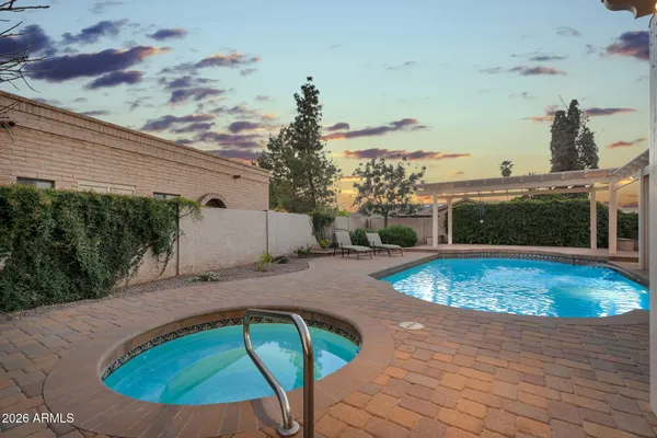 $934,000 | 2101 East Vaughn Street, Tempe, AZ 85283