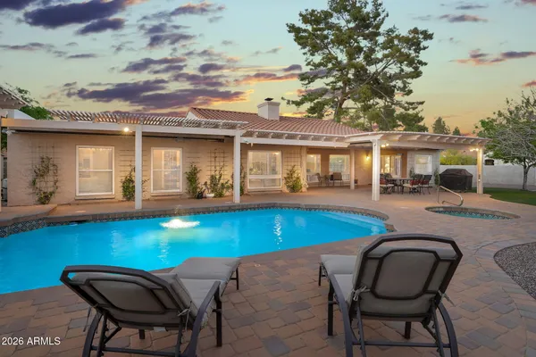 $934,000 | 2101 East Vaughn Street, Tempe, AZ 85283