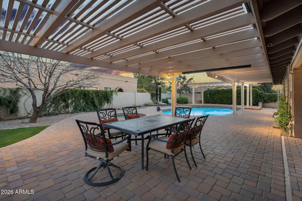 $934,000 | 2101 East Vaughn Street, Tempe, AZ 85283