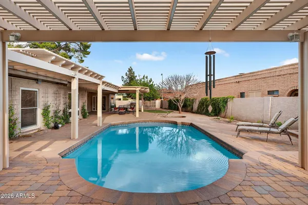 $934,000 | 2101 East Vaughn Street, Tempe, AZ 85283