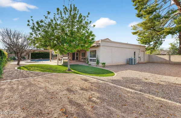 $934,000 | 2101 East Vaughn Street, Tempe, AZ 85283