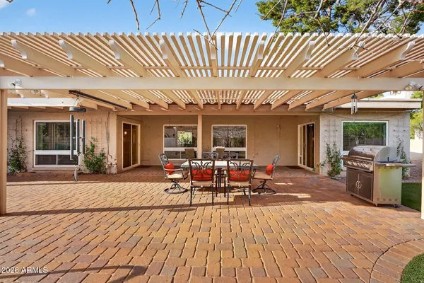 $934,000 | 2101 East Vaughn Street, Tempe, AZ 85283