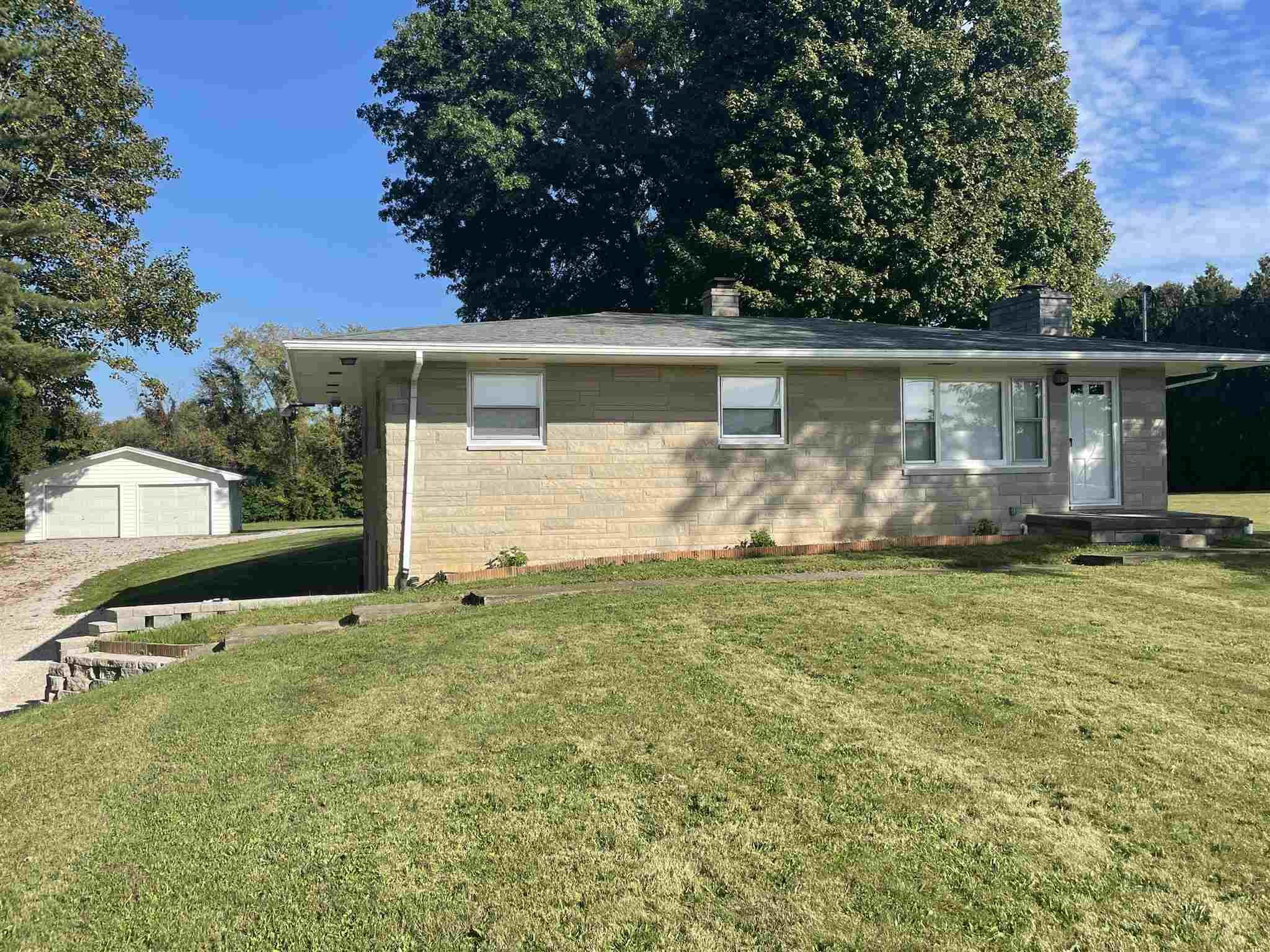 3203 South Bunger Road Bloomington, IN 47403 - Photo 3 of 35 Gallery Image 3