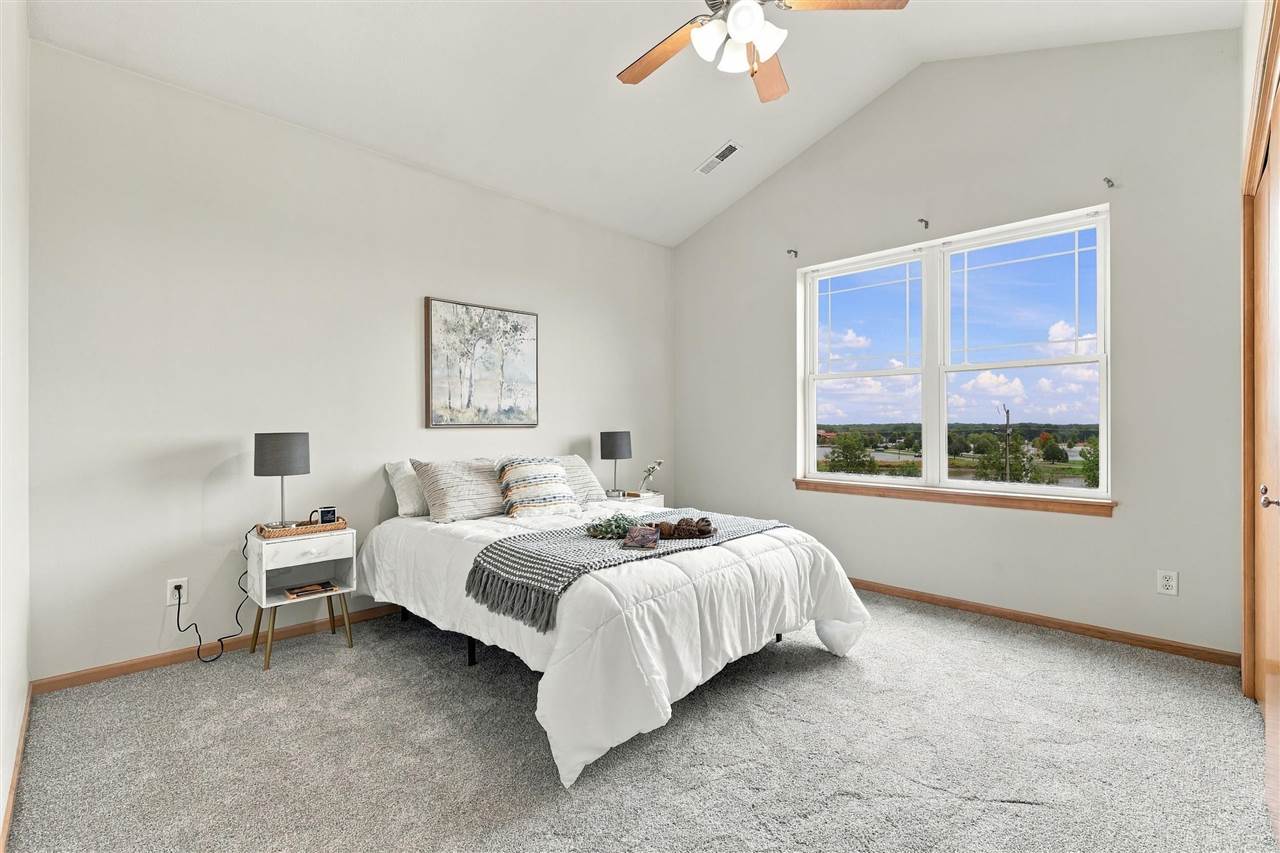 1092 Walnut Avenue, Unit 310 Riverside, IA 52327 - Photo 9 of 25 Gallery Image 9