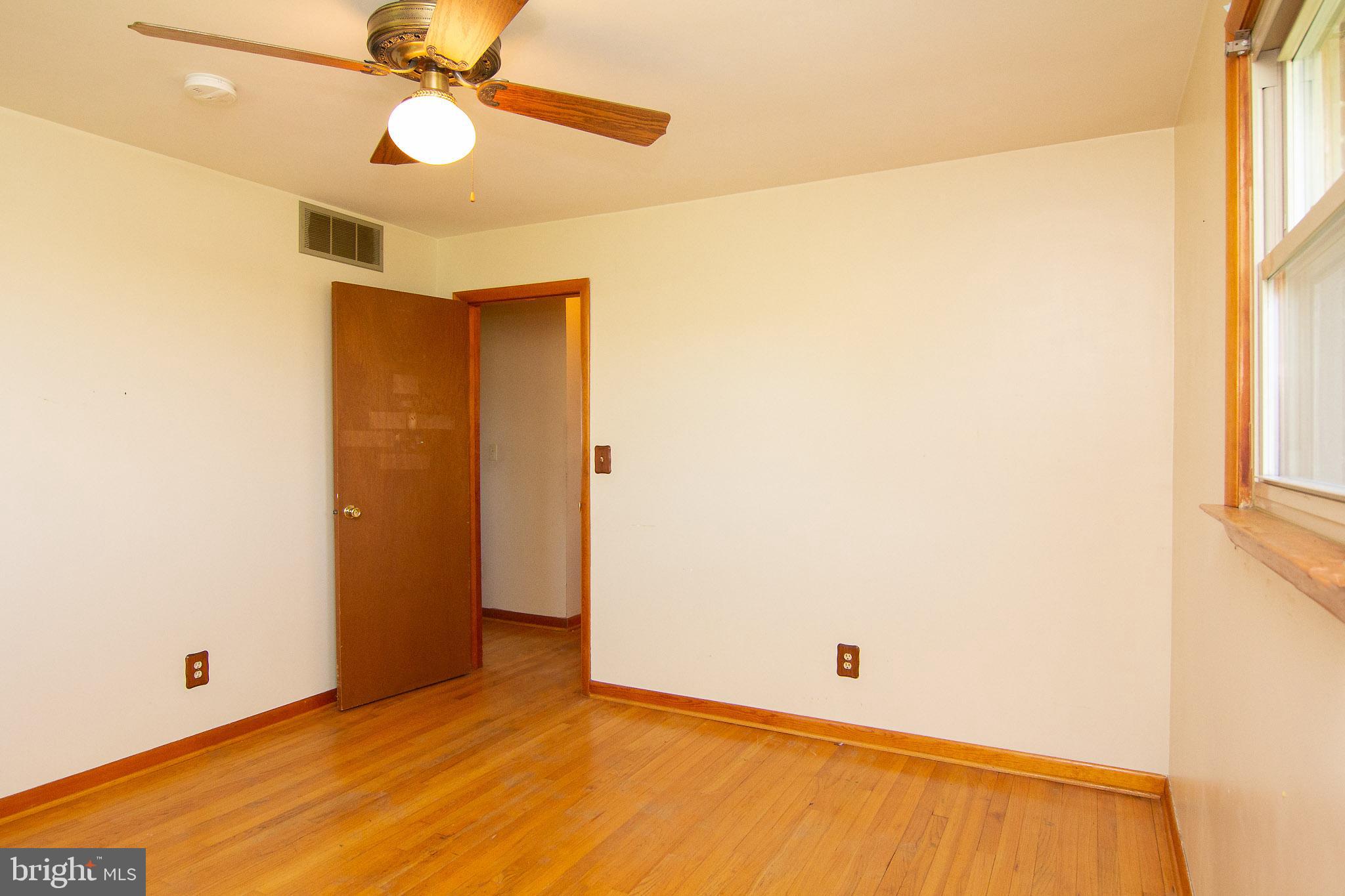 4208 Middleburg Road Union Bridge, MD 21791 - Photo 17 of 30 Bedroom 3