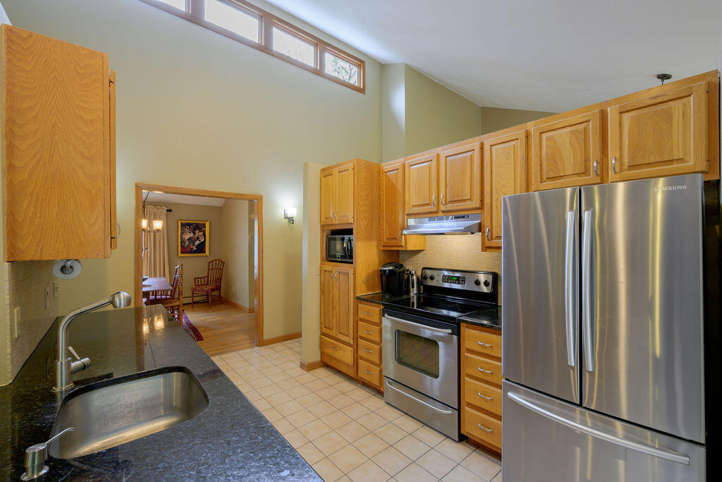 84 Popple Bottom Road Sandwich, MA 02537 - Photo 7 of 41 84PoppleBottom-24